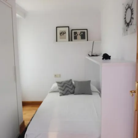 Apartment Beautiful Loft, Near Beach San Sebastián